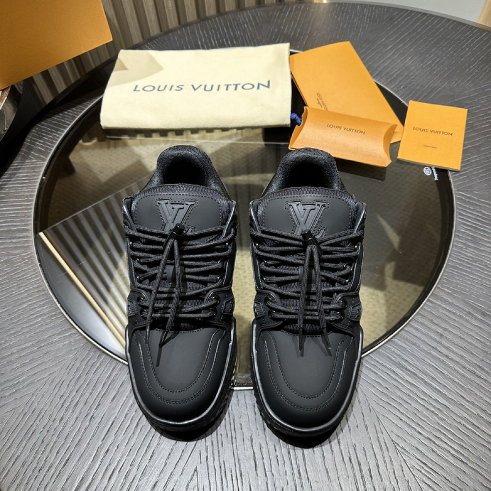 L0uis V*1t*on Sneaker - LL086