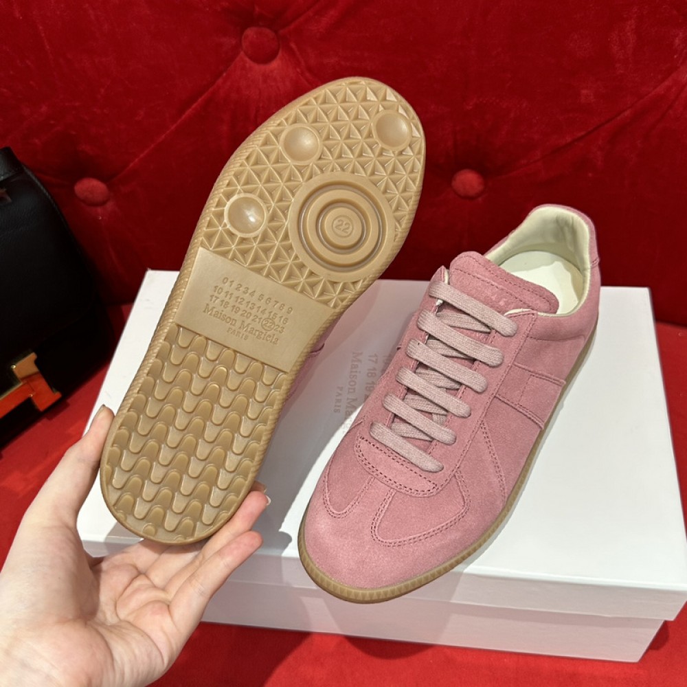 ma*s*n Ma*i*la sneakers mm026