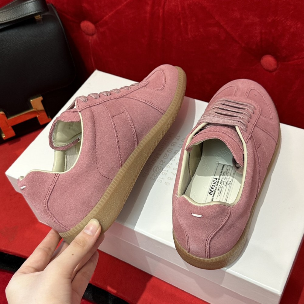 ma*s*n Ma*i*la sneakers mm026