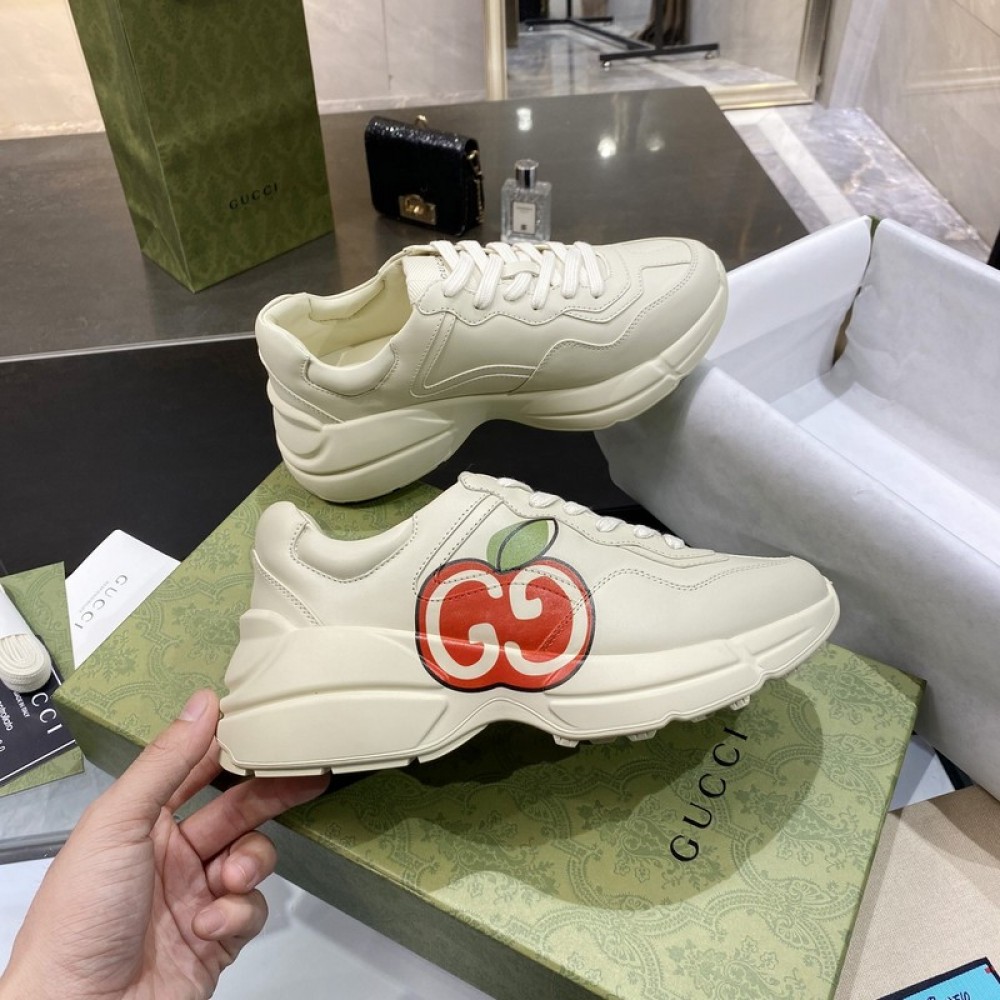 G*u*i1 sneakers gu017