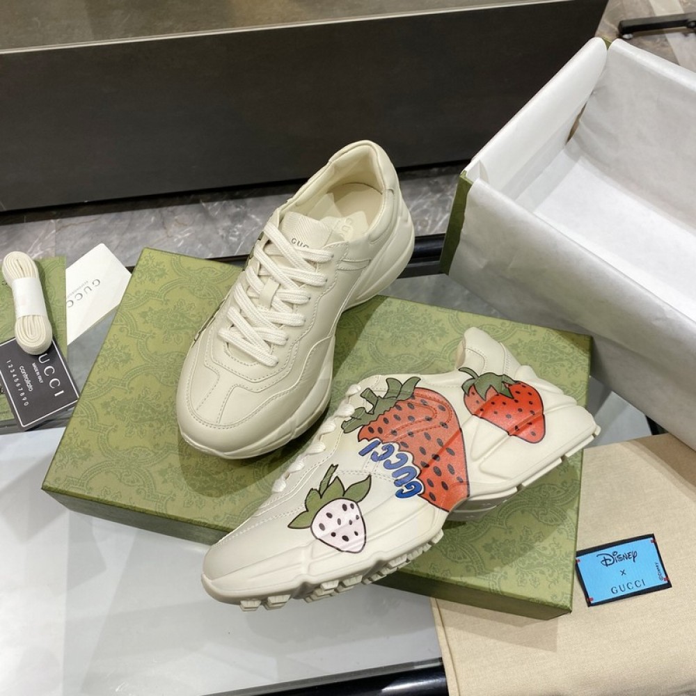 G*u*i1 sneakers gu010