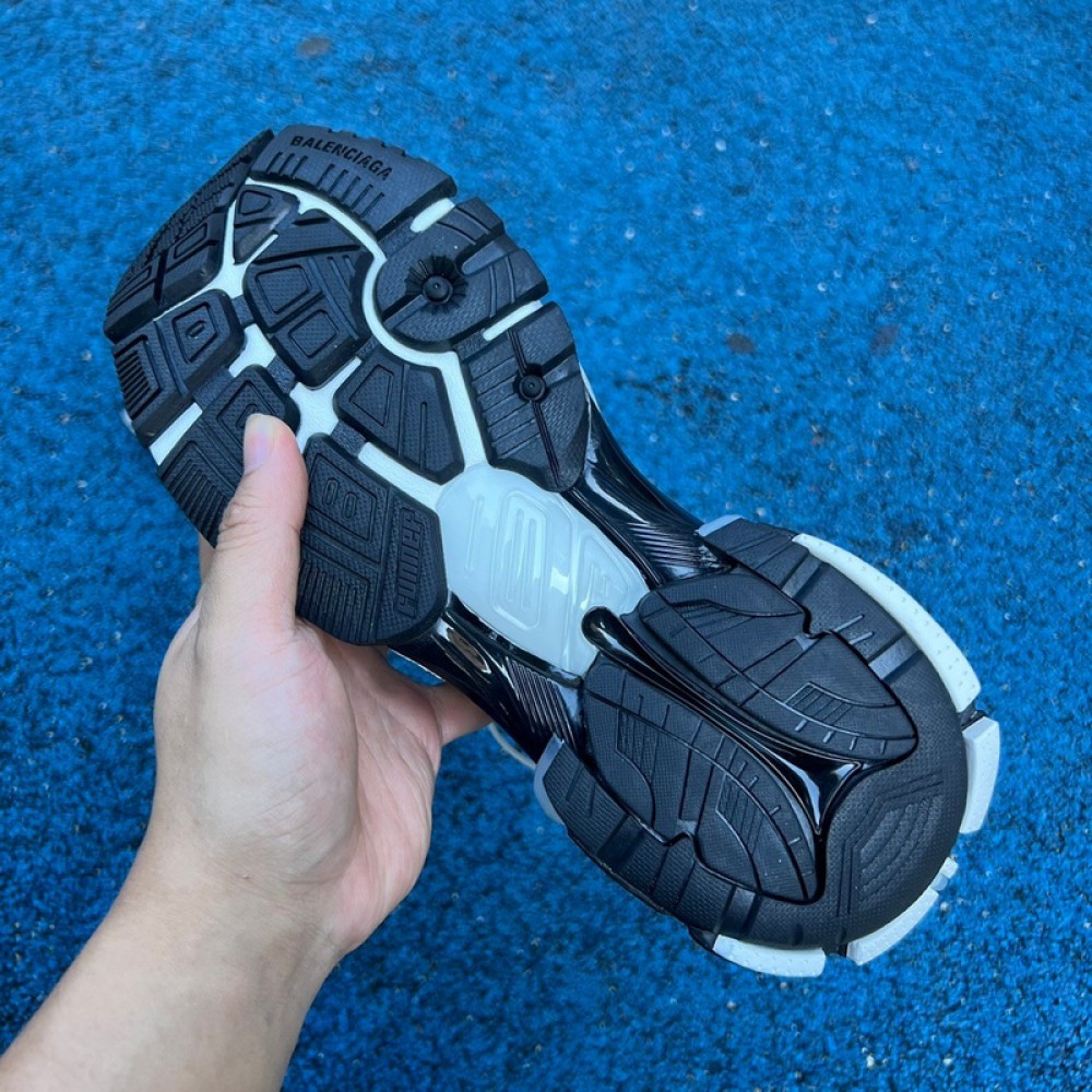 Ba*len*cia*ga runner - br026