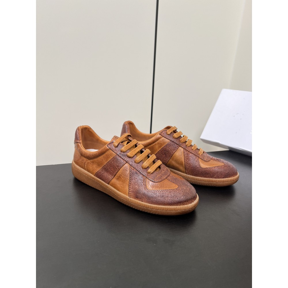 ma*s*n Ma*i*la sneakers mm024