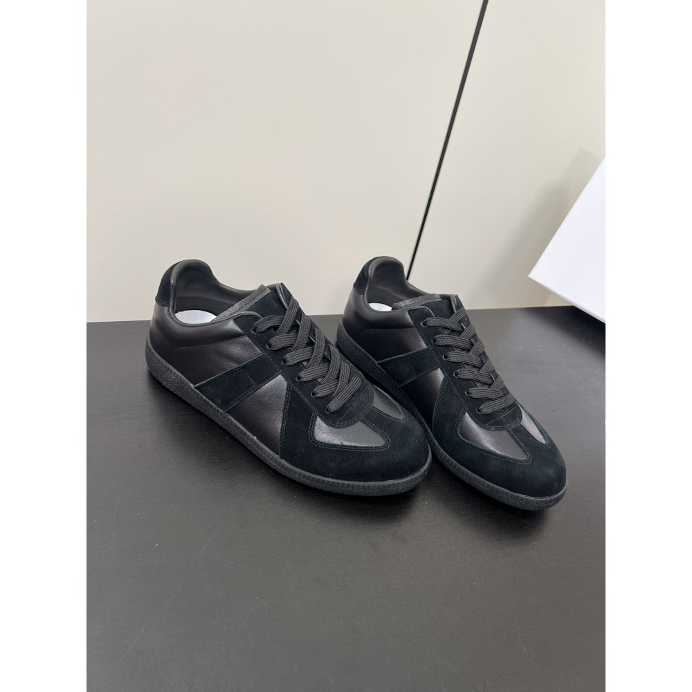ma*s*n Ma*i*la sneakers mm017