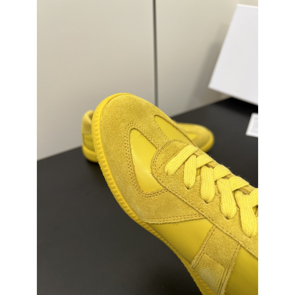 ma*s*n Ma*i*la sneakers mm009