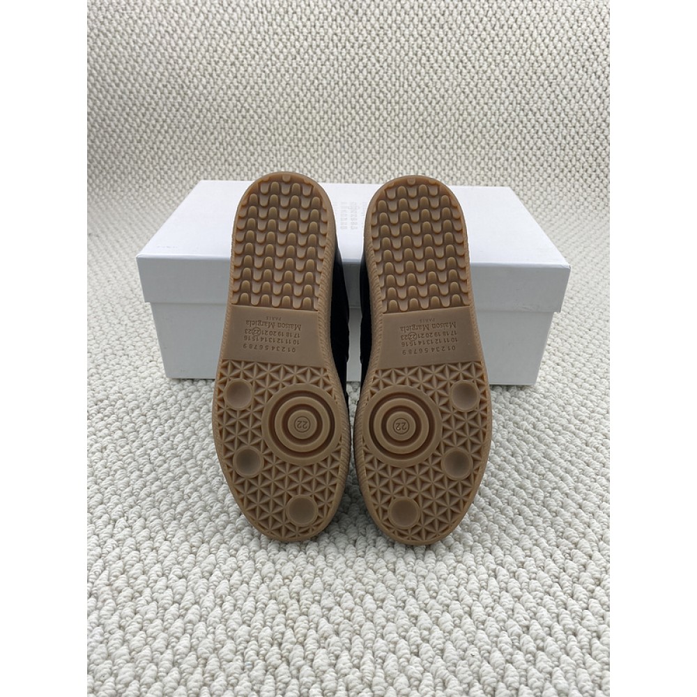 ma*s*n Ma*i*la sneakers mm003
