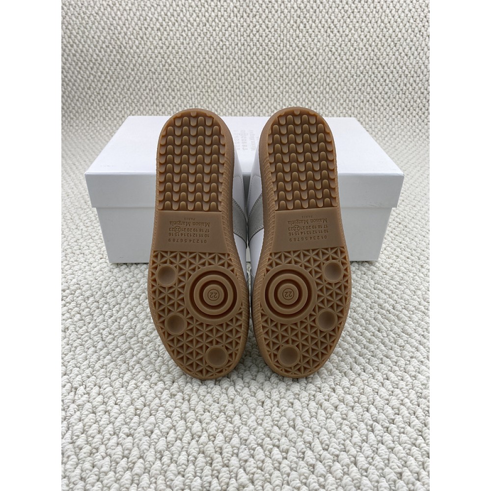 ma*s*n Ma*i*la sneakers mm002