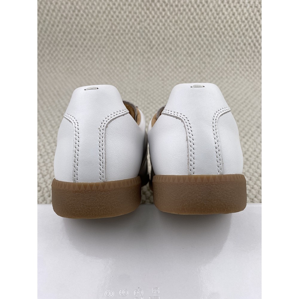 ma*s*n Ma*i*la sneakers mm001