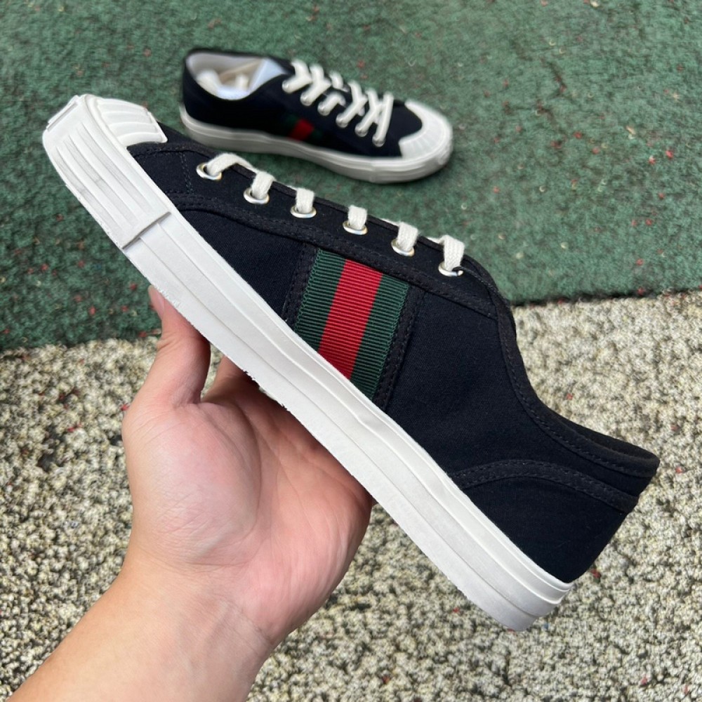 G*u*i1 sneakers