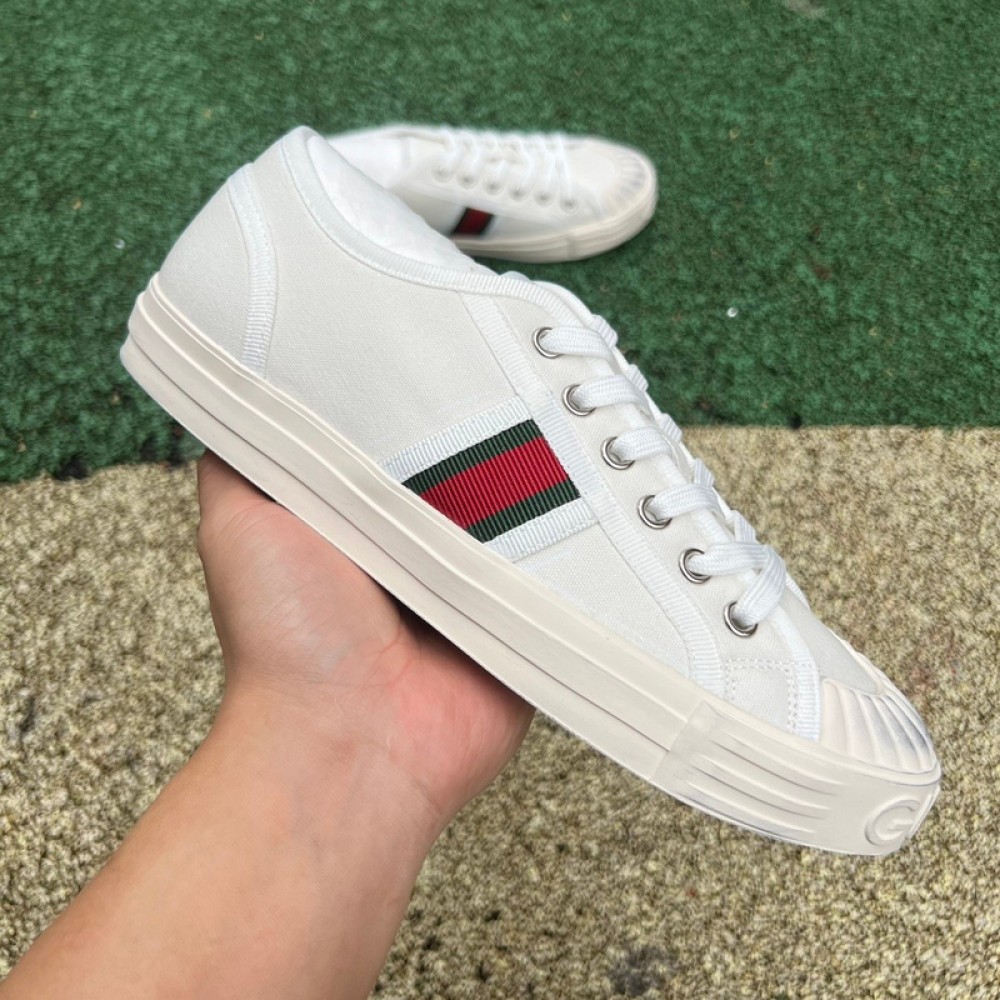 G*u*i1 sneakers