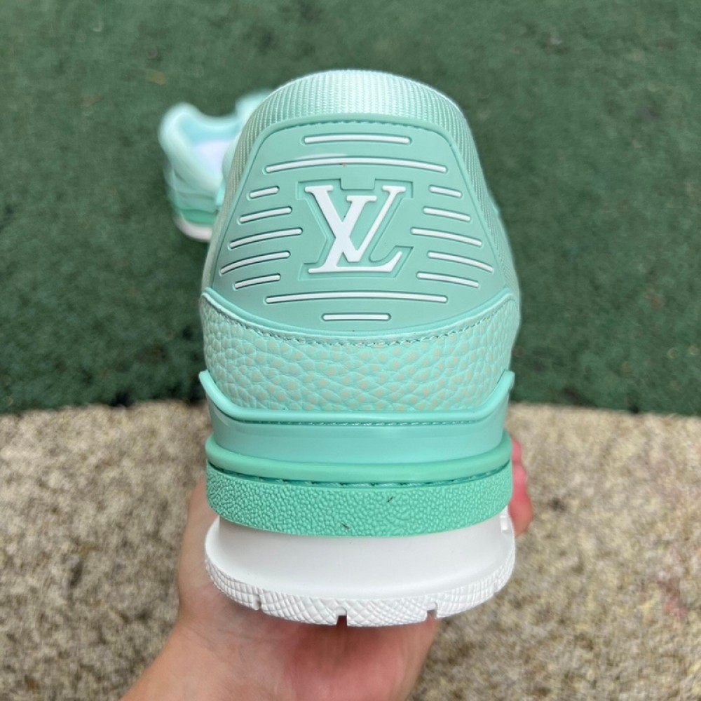 L0uis V*1t*on Sneaker - LL043