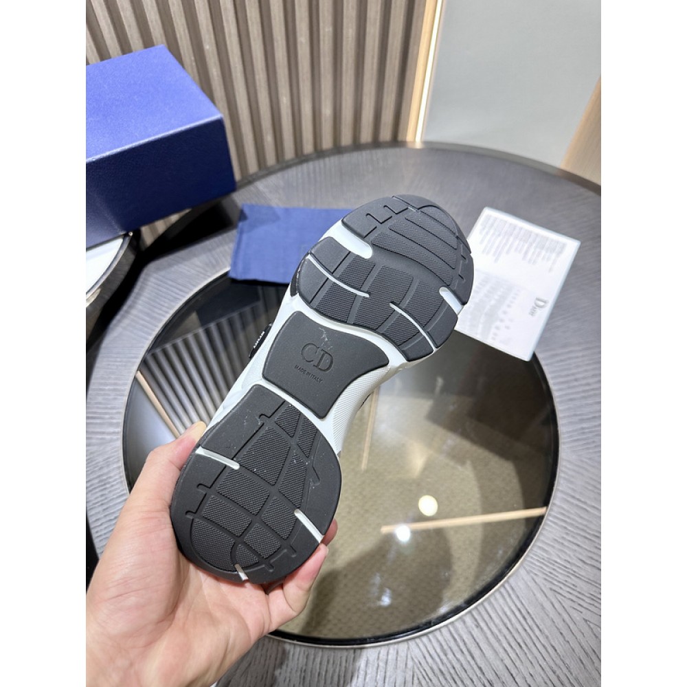 D1OR B22 SNEAKERS