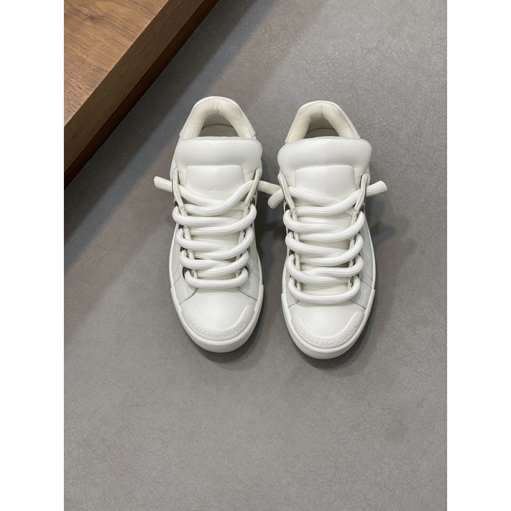 D.G. SNEAKER DGA002