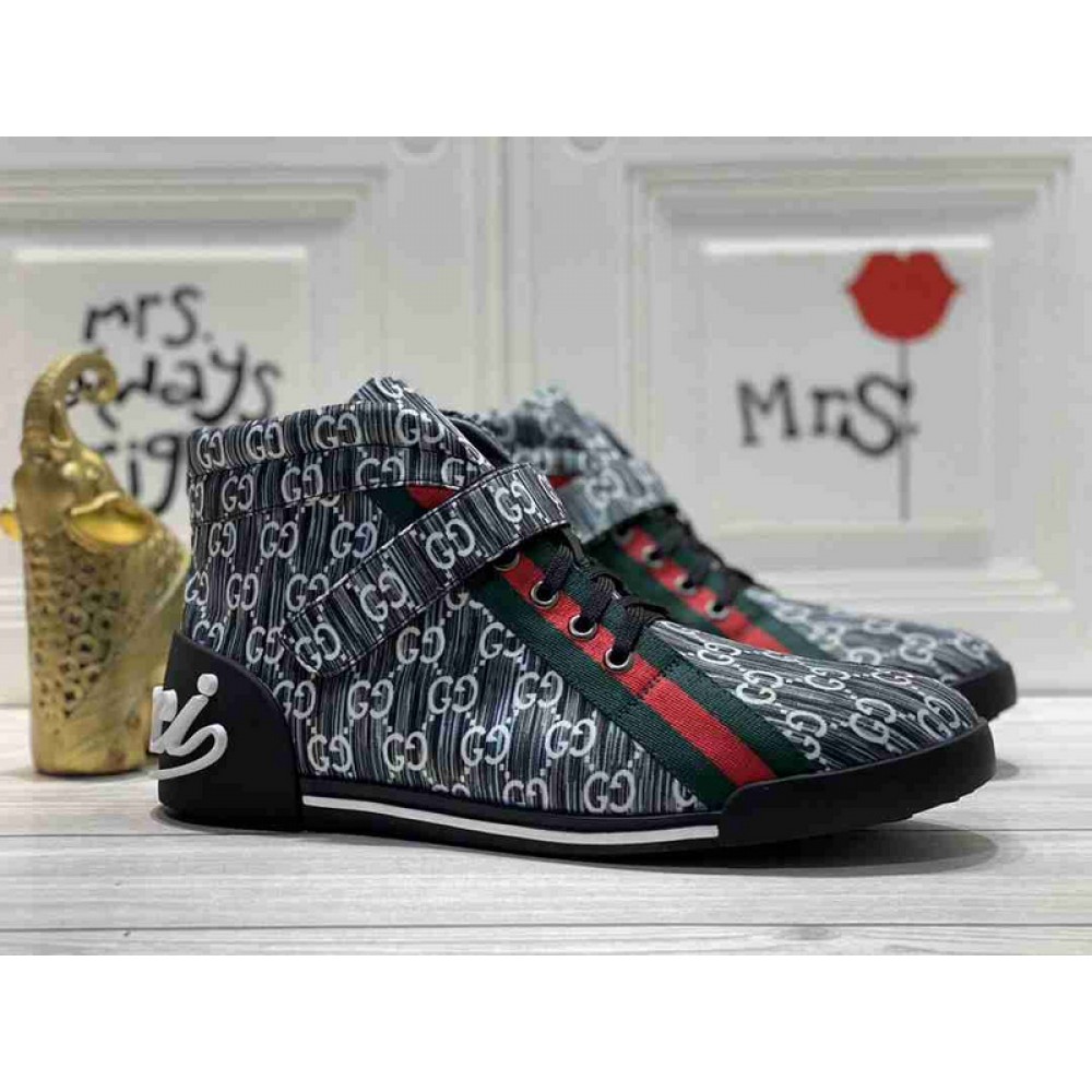 G*u*i1 sneakers