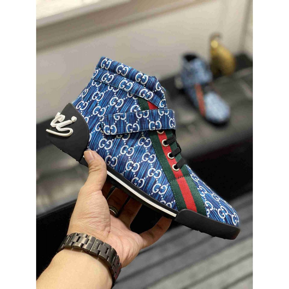 G*u*i1 sneakers