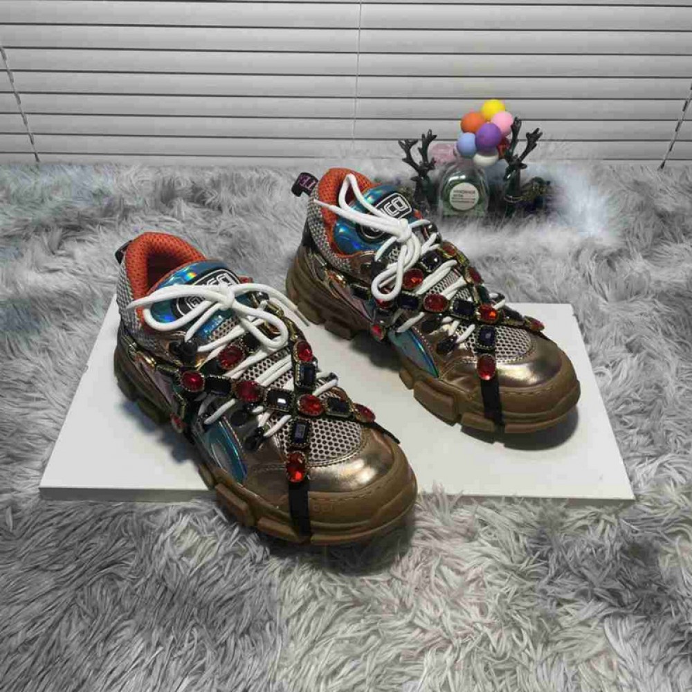 G*u*i1 sneakers
