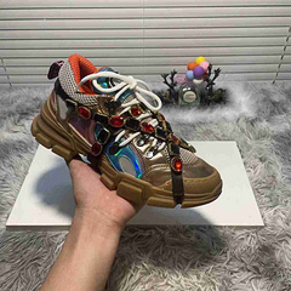 G*u*i1 sneakers