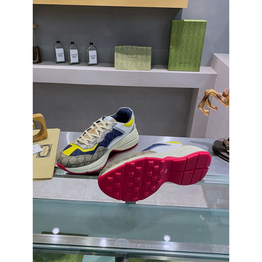 G*u*i1 sneakers