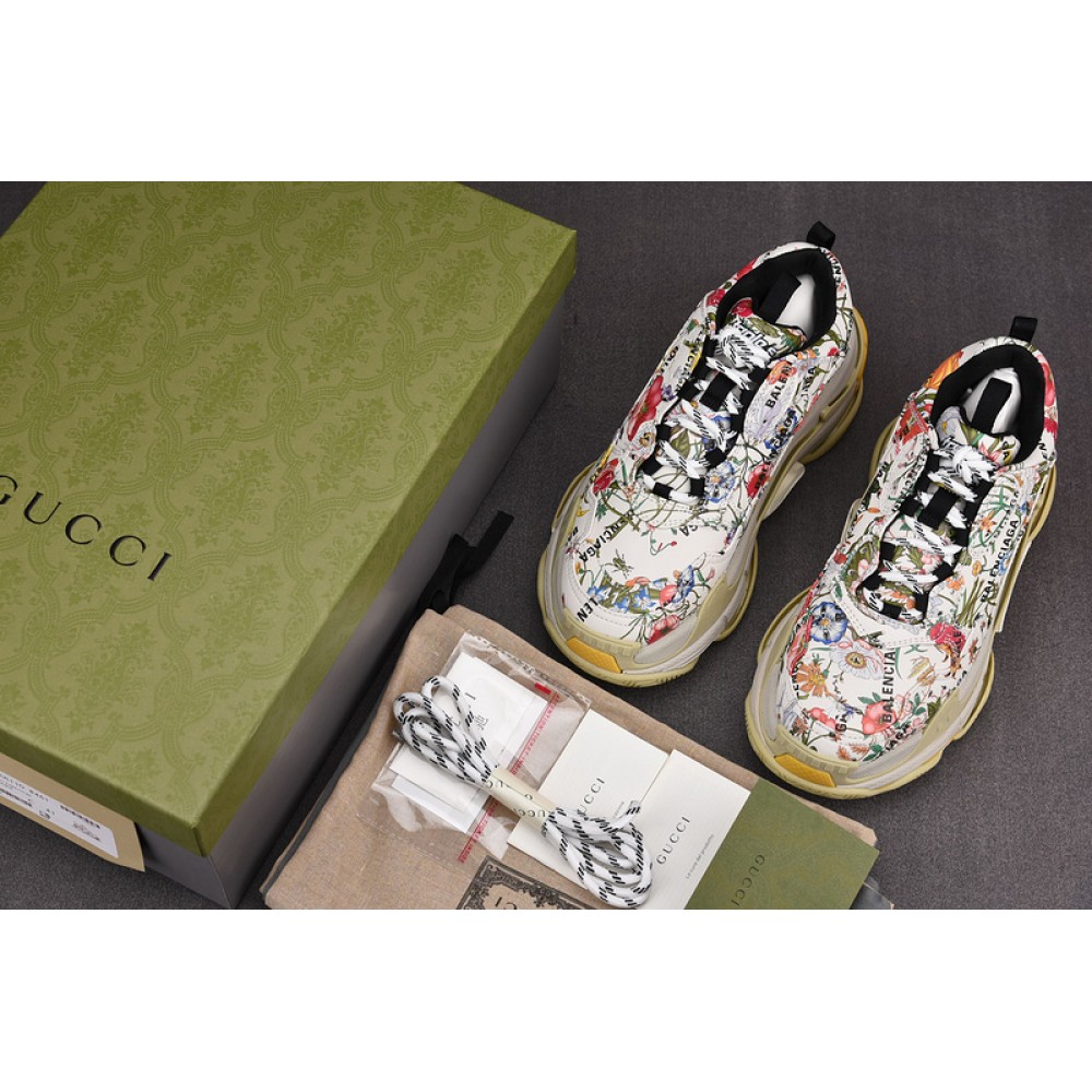 Ba*len*cia*ga triple s sneakers