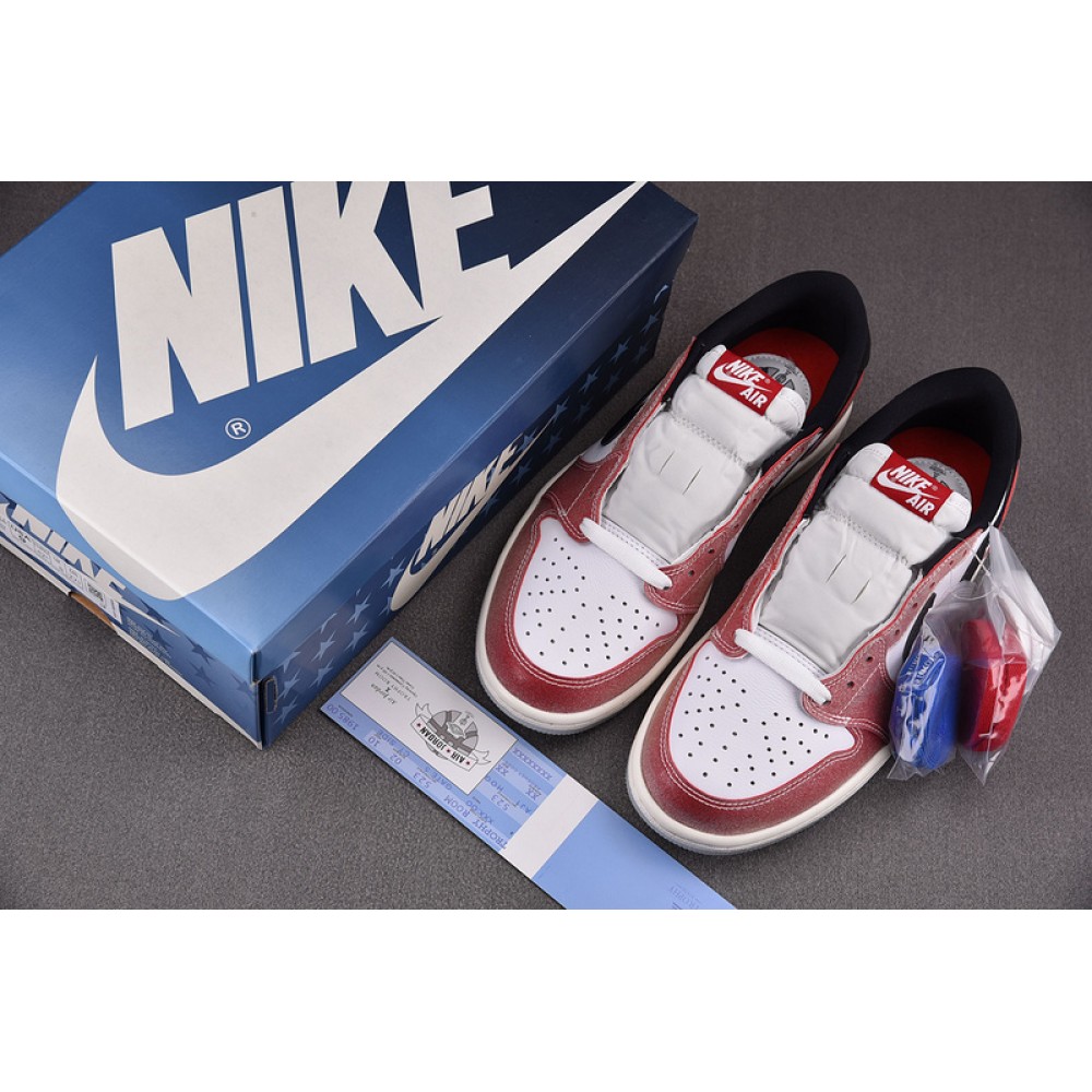 Air Jordan 1 Low OG x Trophy Room 