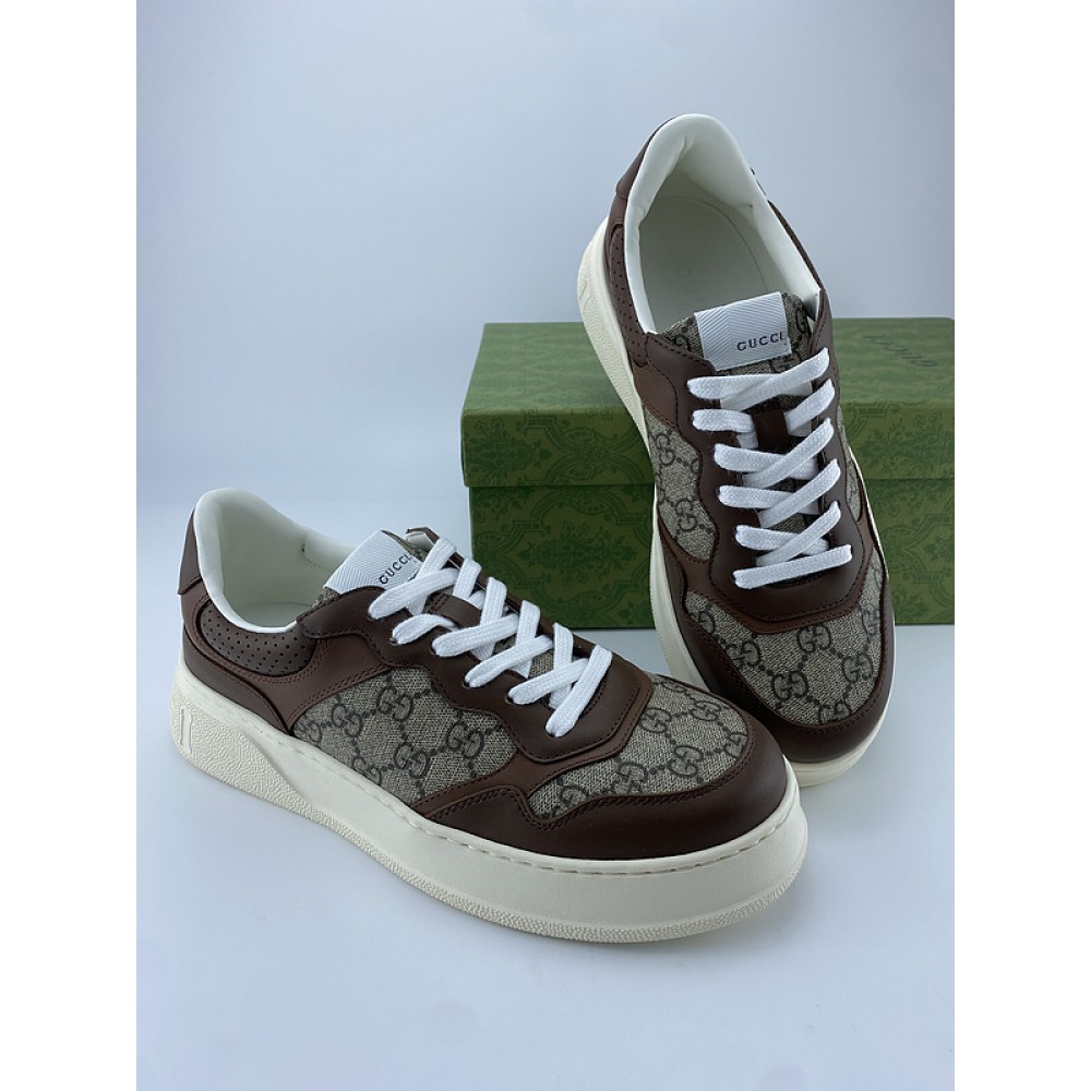 G*u*i1 sneakers