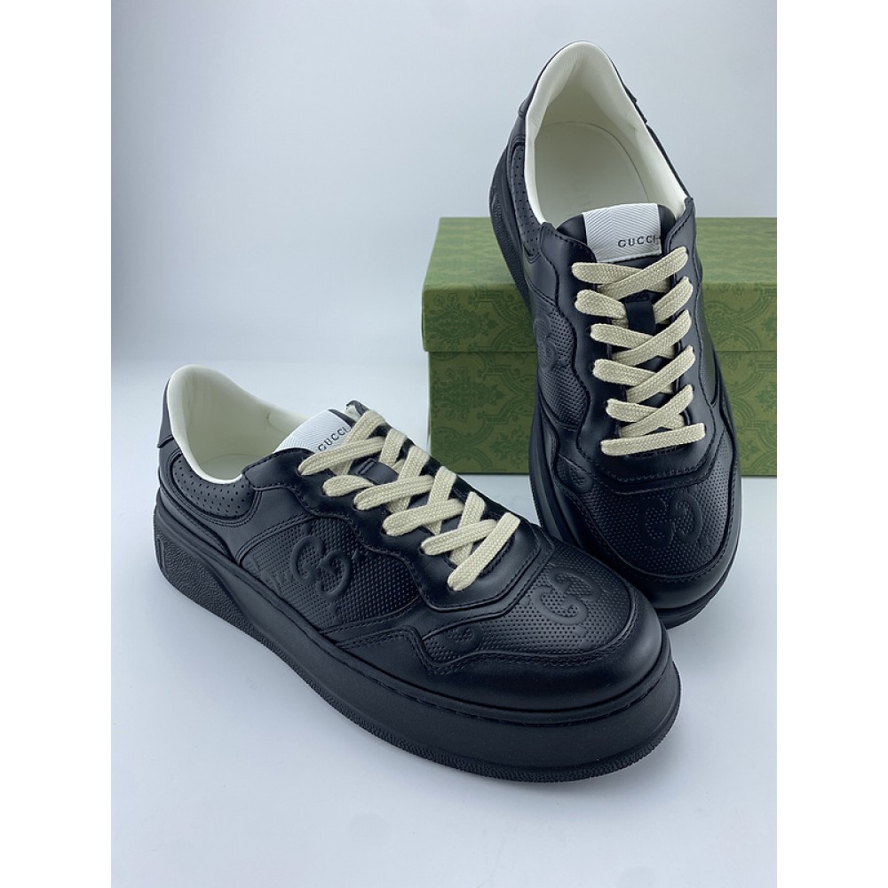 G*u*i1 sneakers