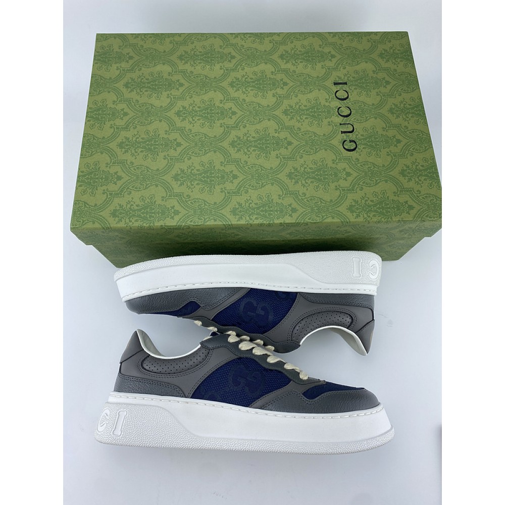 G*u*i1 sneakers