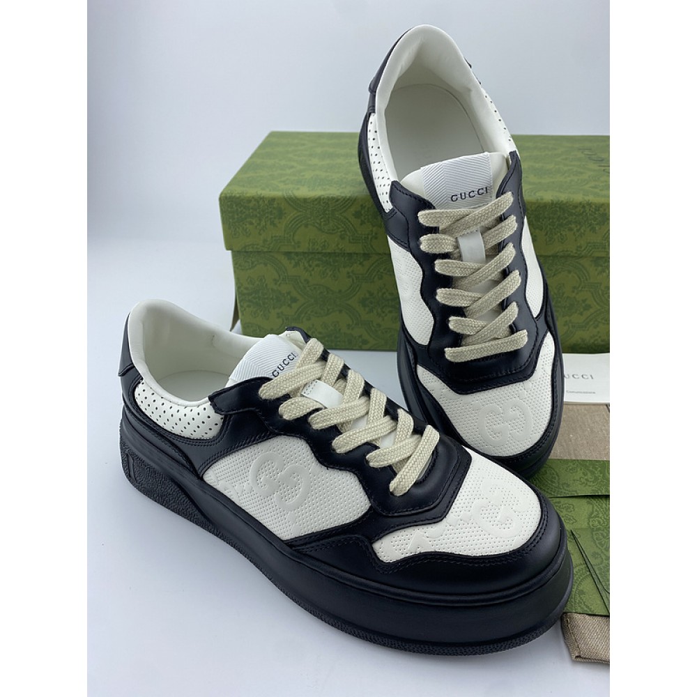 G*u*i1 sneakers