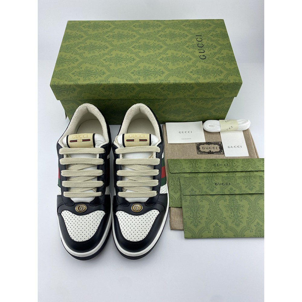 G*u*i1 sneakers