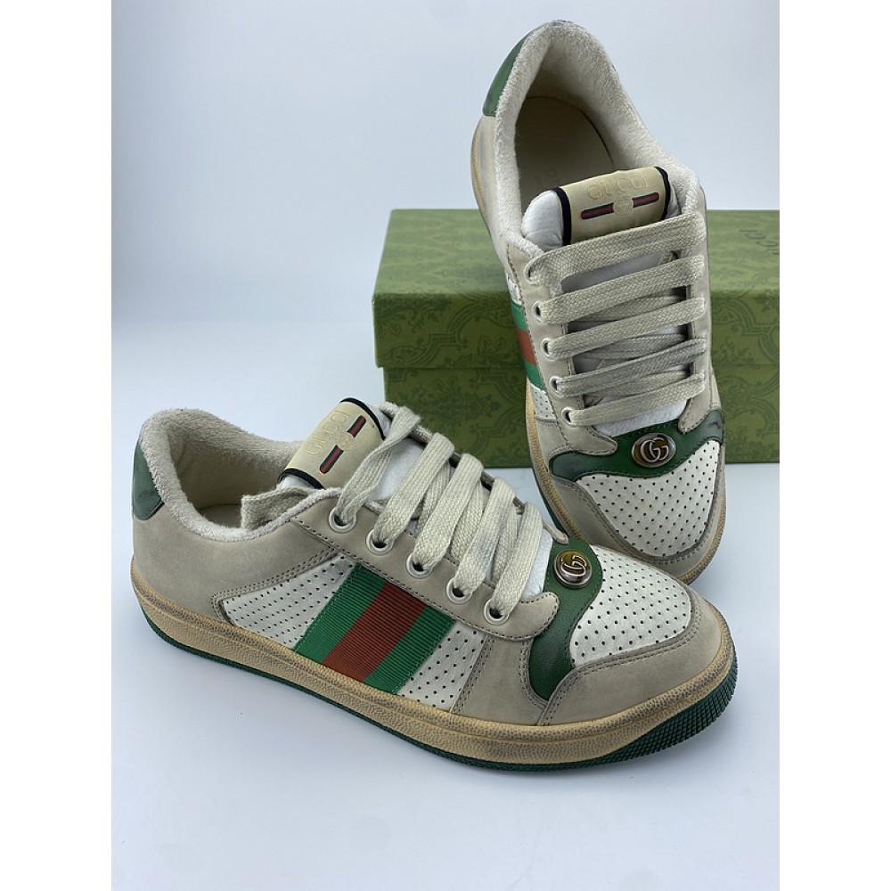 G*u*i1 sneakers