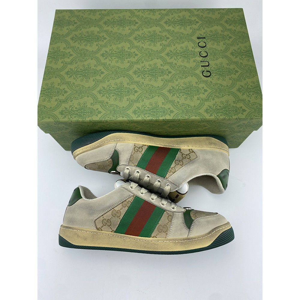 G*u*i1 sneakers