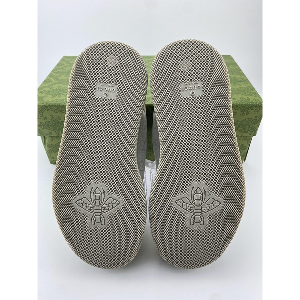 G*u*i1 sneakers