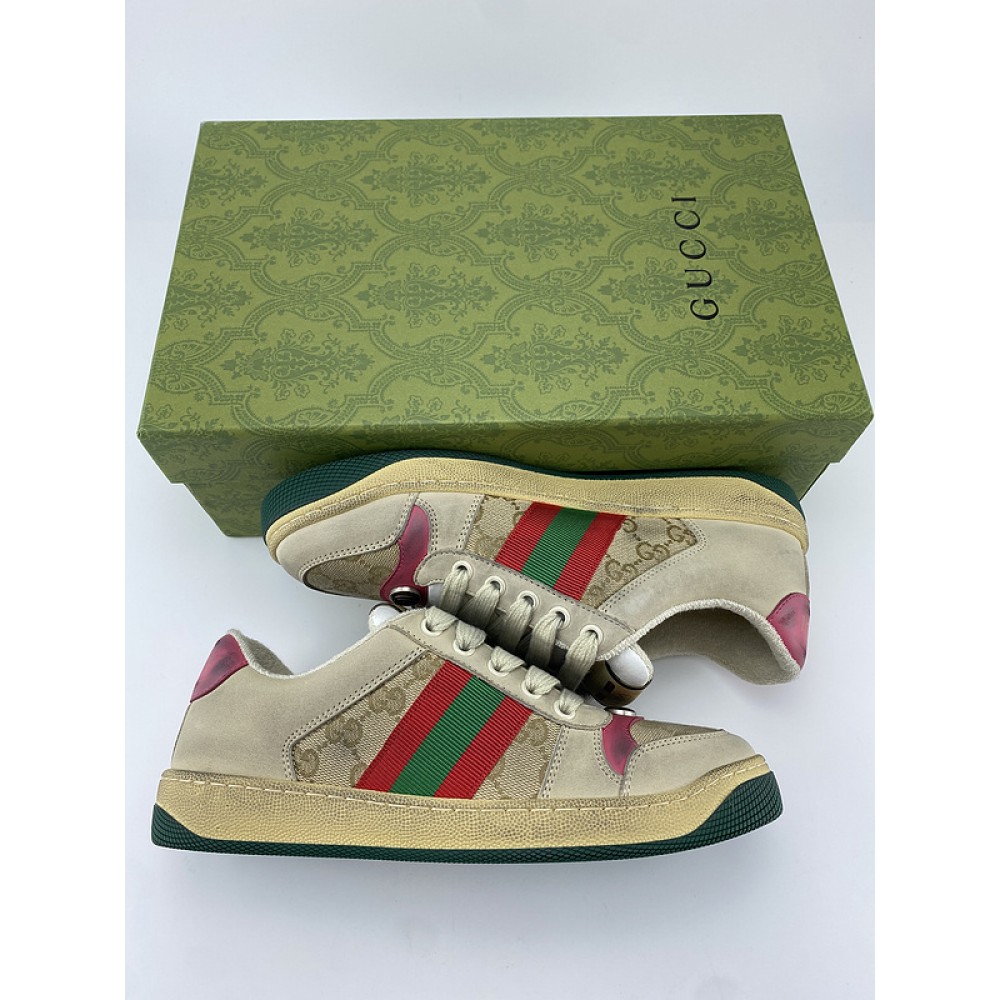 G*u*i1 sneakers